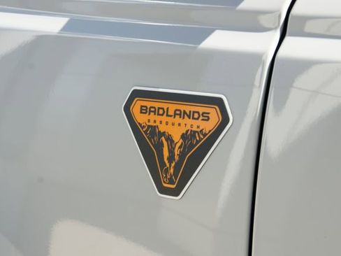 New 2026 Ford Bronco Badlands w/ Sasquatch Package AWD/4WD image 12