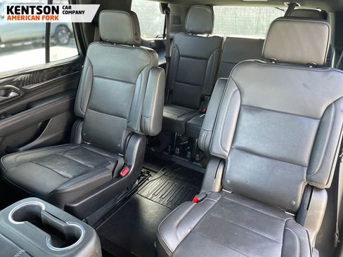 Used 2021 GMC Yukon Denali w/ Denali Premium Package AWD/4WD image 41