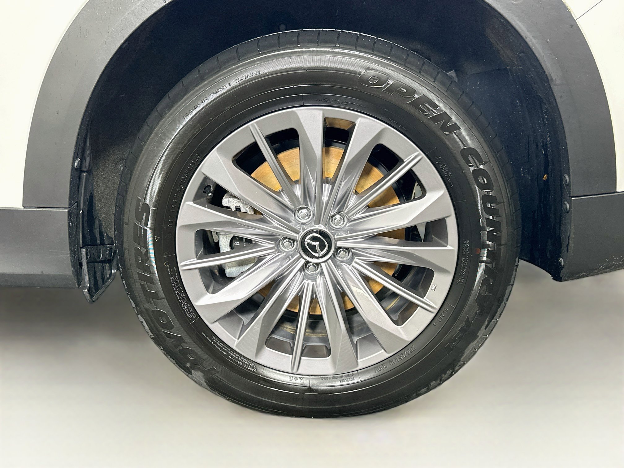Used 2024 MAZDA CX-90 Plug-In Hybrid w/ Preferred AWD/4WD image 11