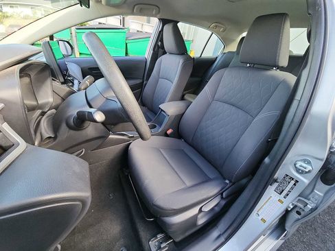 Used 2023 Toyota Corolla LE image 12