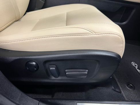 Used 2022 Lexus RX 350 FWD w/ Premium Package image 15