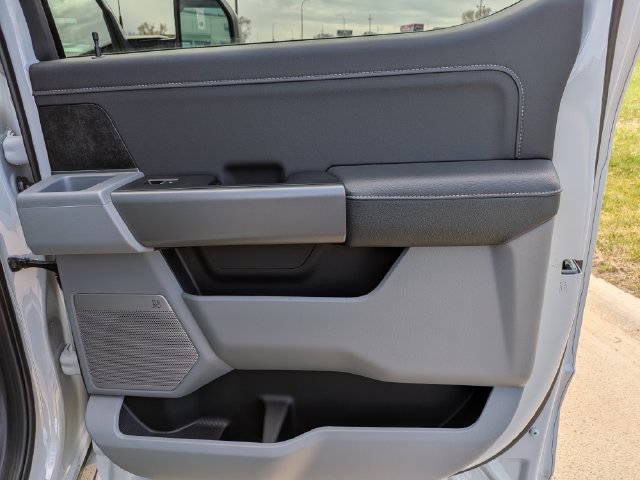 New 2026 Ford F250 XLT w/ XLT Premium Package AWD/4WD image 12