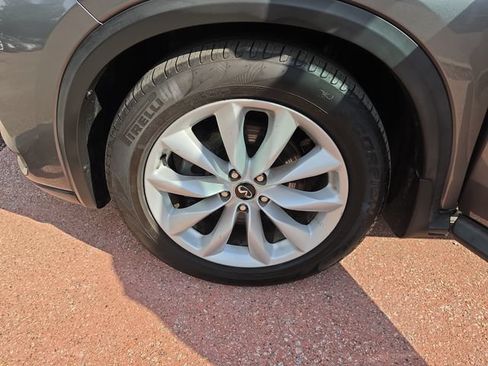 Used 2019 INFINITI QX50 Essential w/ Proactive Package AWD/4WD image 24