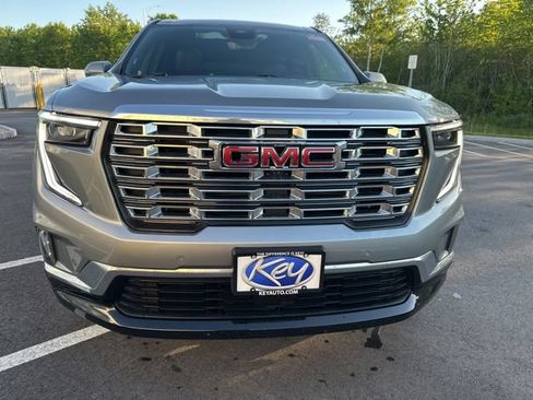Used 2024 GMC Acadia Denali w/ Super Cruise Package AWD/4WD image 8