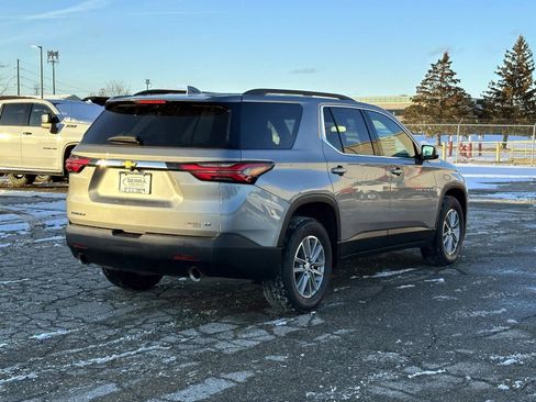 Certified 2023 Chevrolet Traverse LT image 5