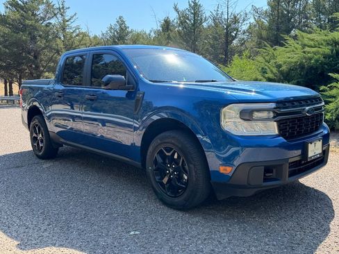 Certified 2024 Ford Maverick XLT w/ XLT Luxury Package AWD/4WD image 3