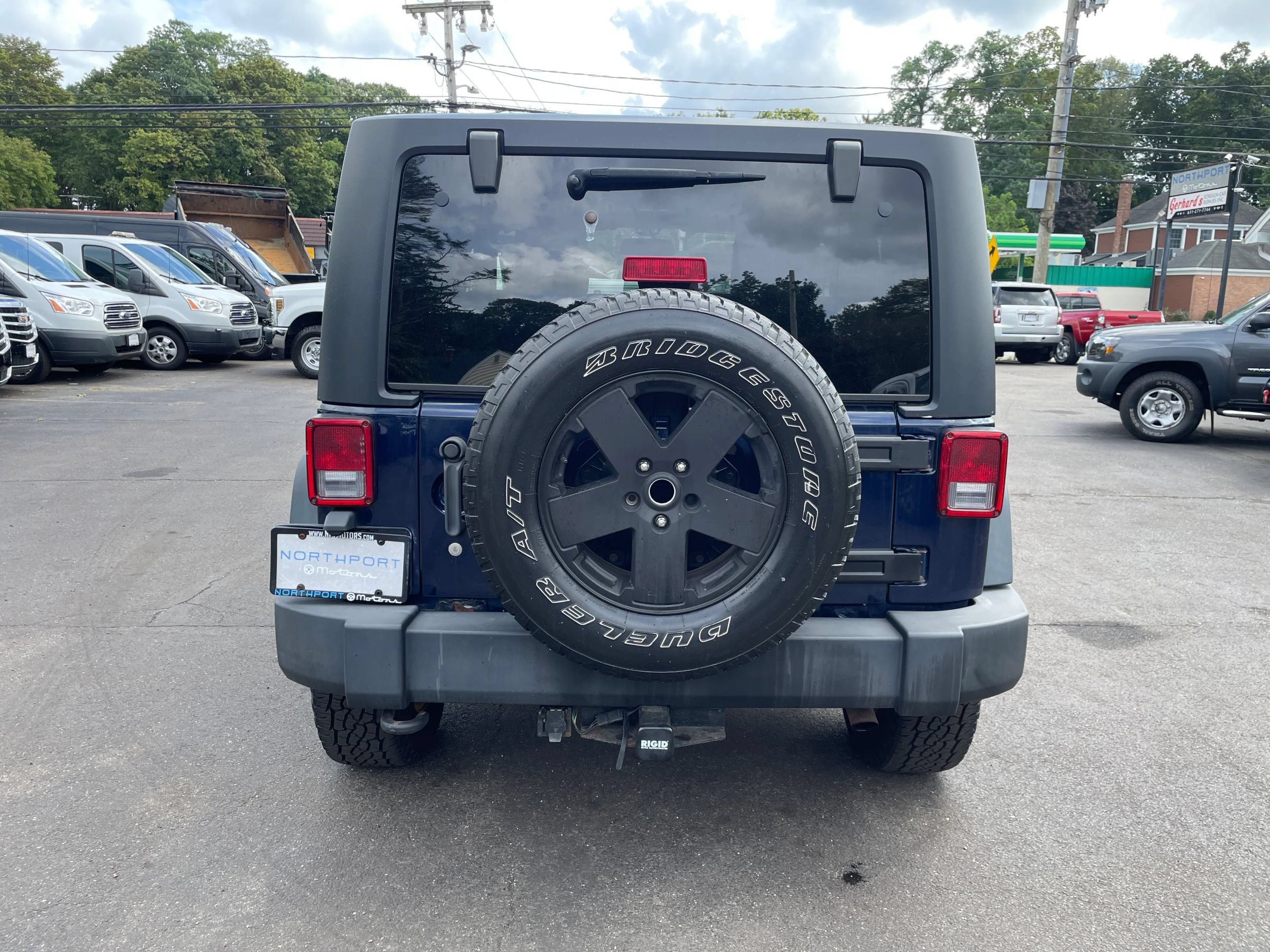 Used 2013 Jeep Wrangler Rubicon w/ Dual Top Group AWD/4WD image 4