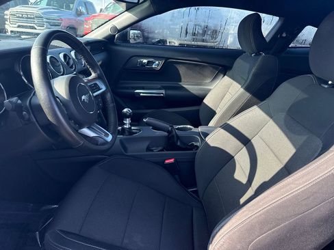 Used 2016 Ford Mustang Coupe image 13