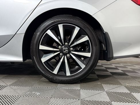 Used 2023 Honda Civic EX image 9