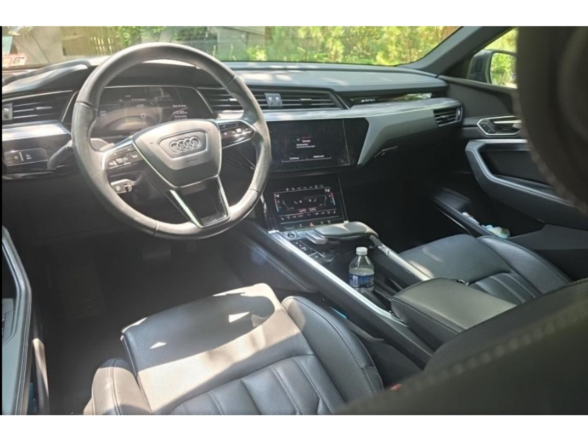 Used 2024 Audi Q8 e-tron Prestige w/ Prestige Package AWD/4WD image 6
