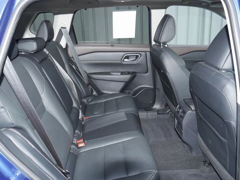 Used 2021 Nissan Rogue SL w/ Premium Package image 26