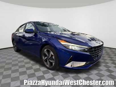 Certified 2023 Hyundai Elantra Limited w/ Preferred Accessory Package