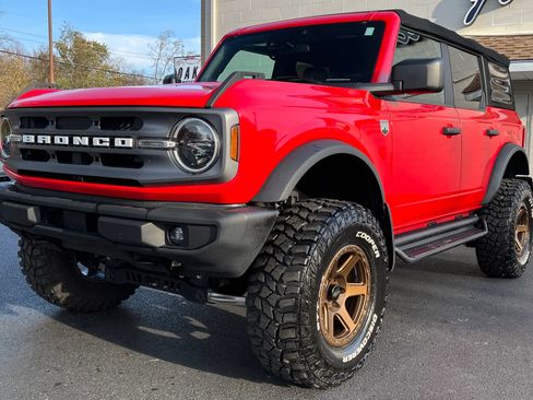 Used 2021 Ford Bronco Big Bend AWD/4WD image 2
