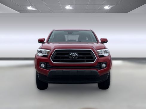 Used 2022 Toyota Tacoma SR5 w/ Technology Package RWD image 5