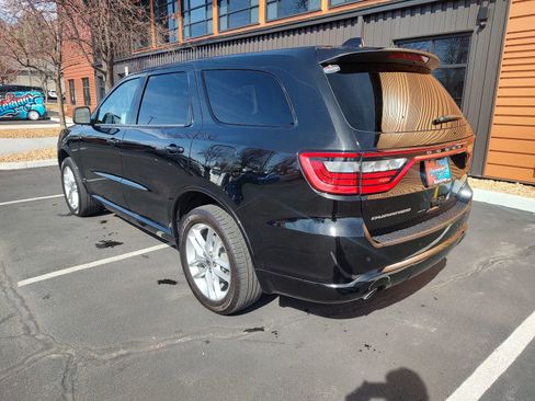 Used 2023 Dodge Durango GT image 5