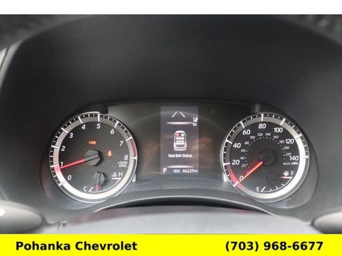 Used 2022 Toyota Highlander LE image 9