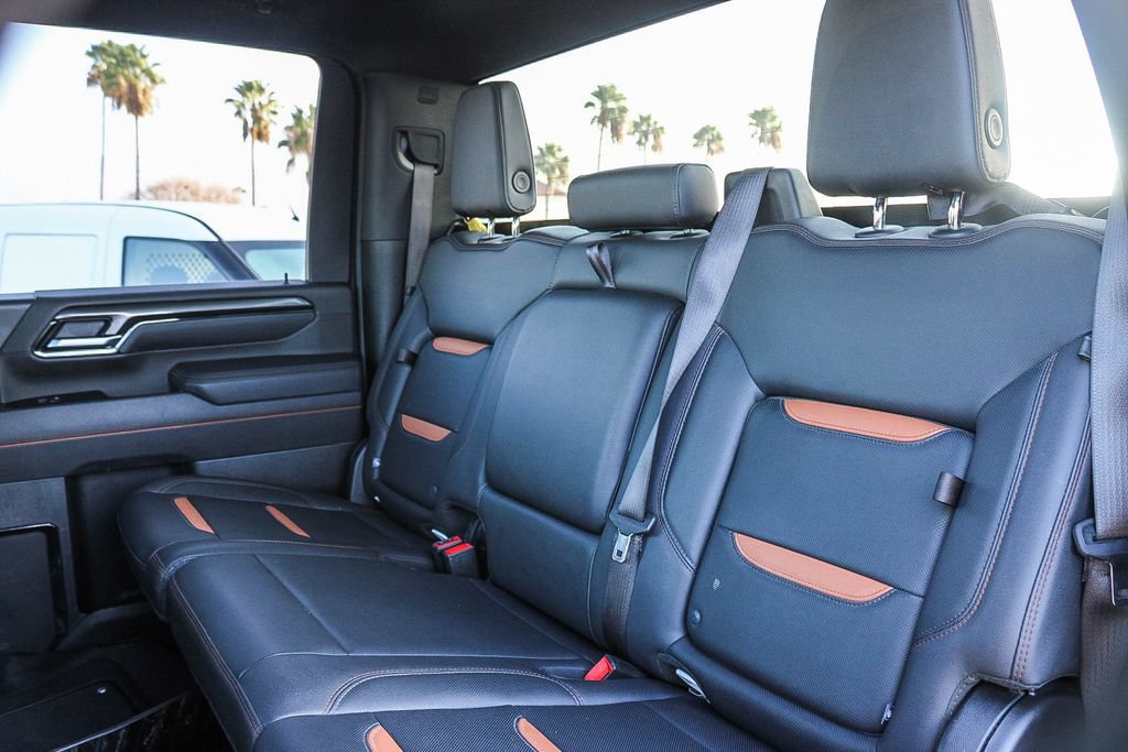 Used 2025 GMC Sierra 2500 AT4 AWD/4WD image 19