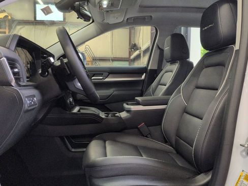 New 2026 GMC Terrain Denali w/ LPO, Floor Liner Package AWD/4WD image 12