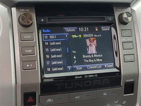 Used 2017 Toyota Tundra SR5 w/ SR5 Upgrade Package image 29