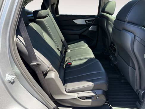 Used 2025 Acura MDX w/ Technology Package image 18