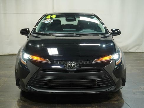 Used 2024 Toyota Corolla LE FWD image 8