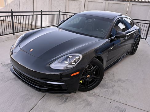 Used 2018 Porsche Panamera 4 AWD/4WD image 46