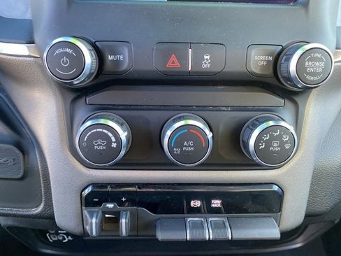 Used 2024 RAM 3500 Big Horn image 26