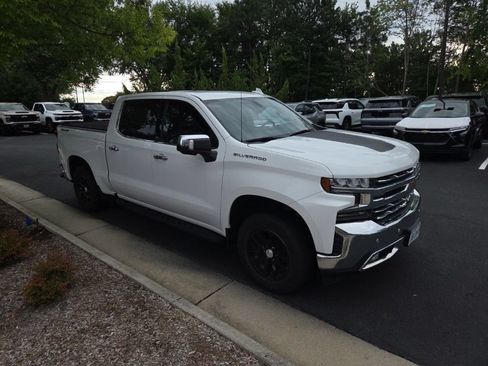 Used 2021 Chevrolet Silverado 1500 LTZ w/ LTZ Convenience Package II AWD/4WD image 1
