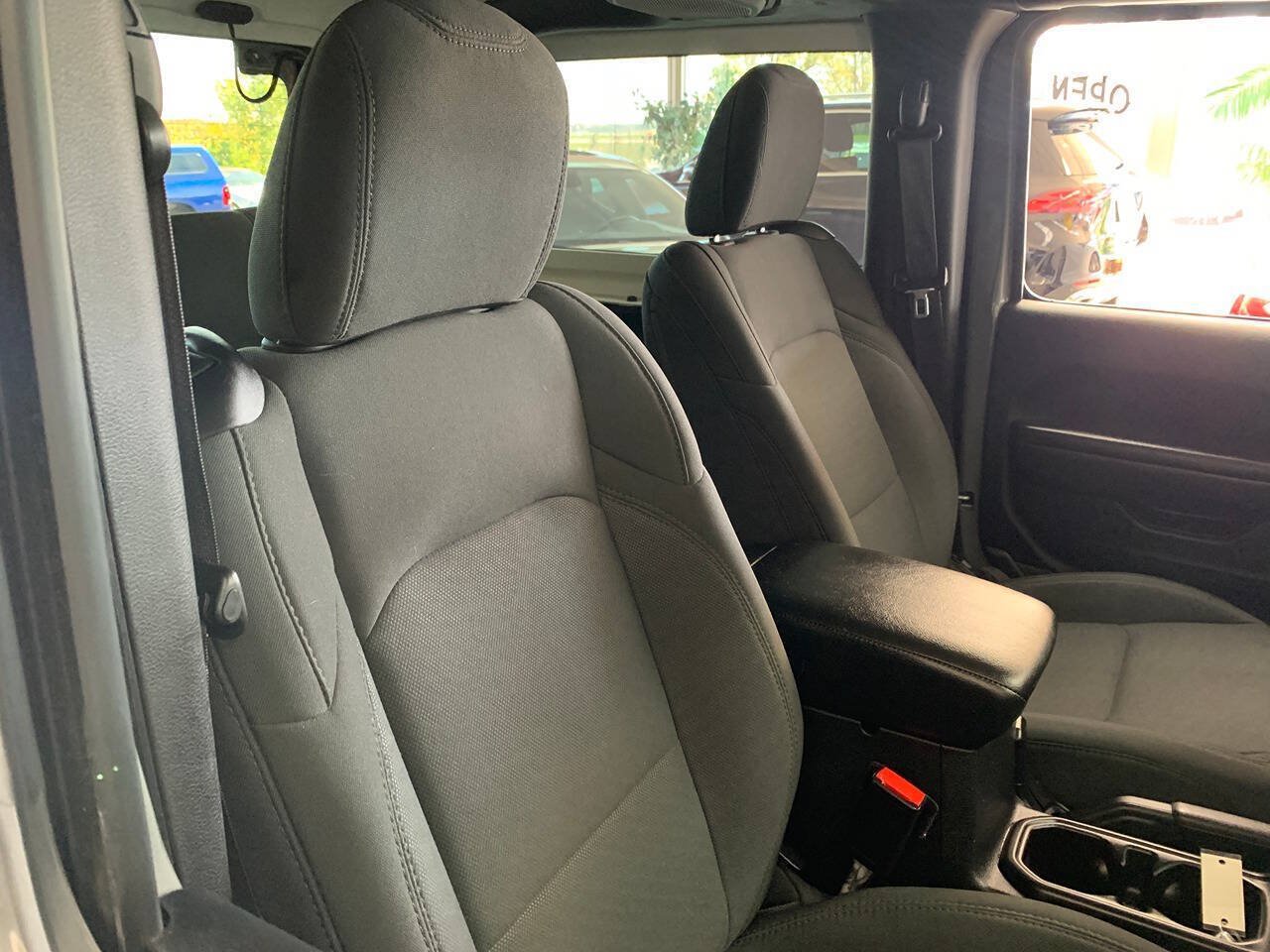Used 2021 Jeep Wrangler Sport AWD/4WD image 11