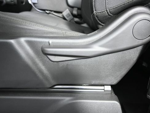 Used 2025 Chevrolet Silverado 3500 W/T image 21