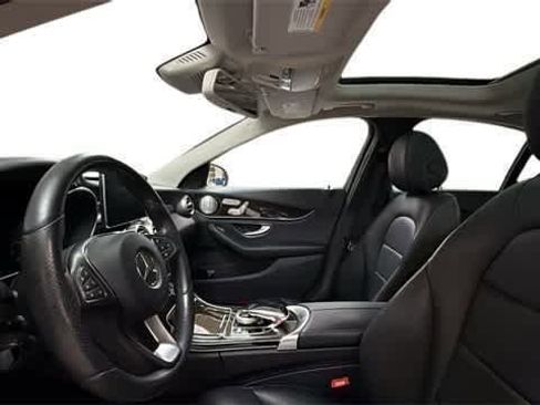Used 2016 Mercedes-Benz C 300 C 300 image 4