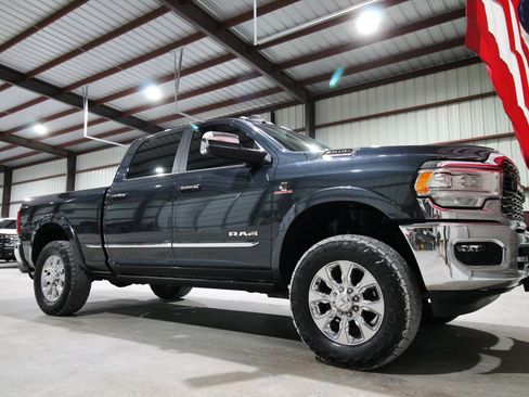 Used 2019 RAM 2500 Limited AWD/4WD image 17