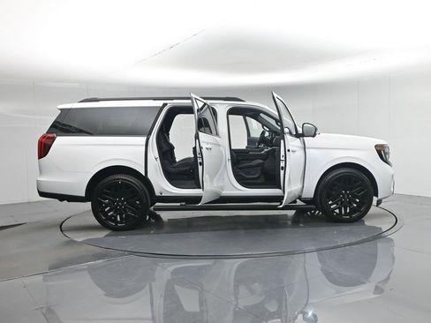 New 2026 Ford Expedition Max Platinum AWD/4WD image 4