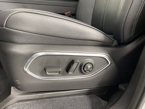 New 2025 Jeep Wagoneer Series II w/ Premium Group I image 16