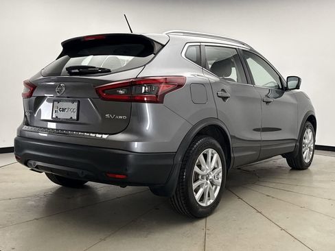 Used 2020 Nissan Rogue Sport SV w/ Technology Package image 5