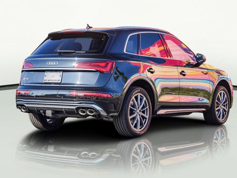 Used 2023 Audi SQ5 Premium Plus w/ Premium Plus Package image 10