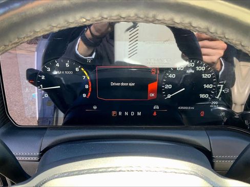 Used 2024 Ford Mustang GT Premium image 24