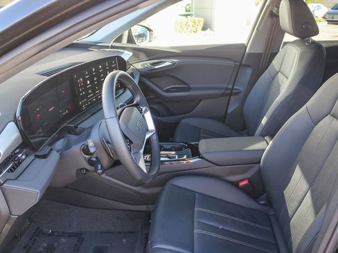 Certified 2025 Audi Q6 e-tron Premium w/ Convenience Package image 23