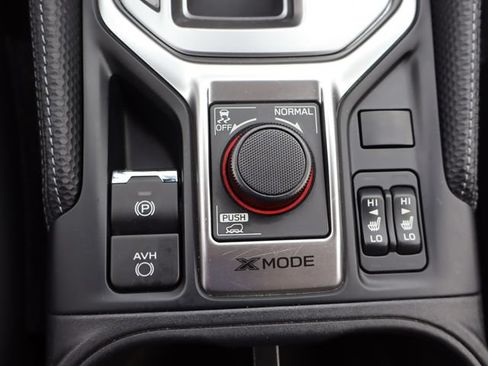 Certified 2024 Subaru Forester Premium AWD/4WD image 32