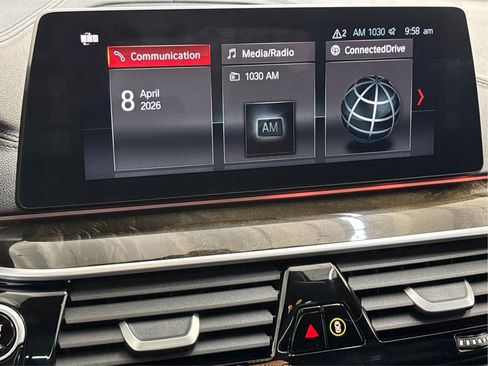 Used 2018 BMW M550i xDrive AWD/4WD image 44