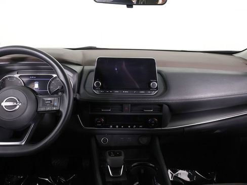 Used 2023 Nissan Rogue SV AWD/4WD image 33