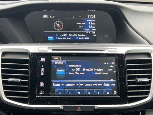 Used 2016 Honda Accord Touring image 13