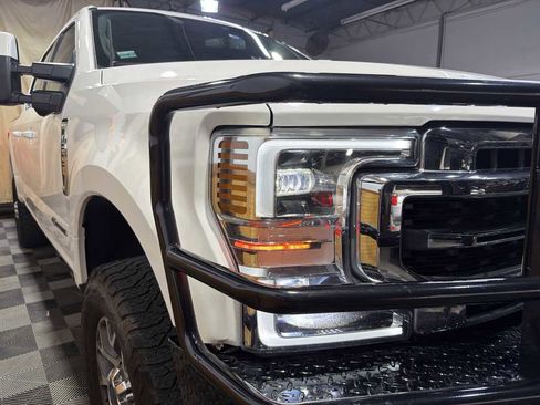 Used 2021 Ford F250 Lariat w/ Lariat Ultimate Package AWD/4WD image 7