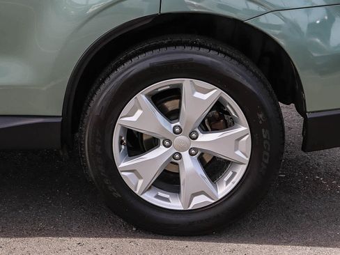 Used 2016 Subaru Forester 2.5i Premium AWD/4WD image 11