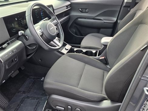 Certified 2024 Hyundai Kona SEL w/ Convenience Package image 10