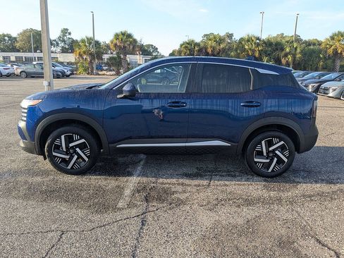 Used 2025 Nissan Kicks SV FWD image 7