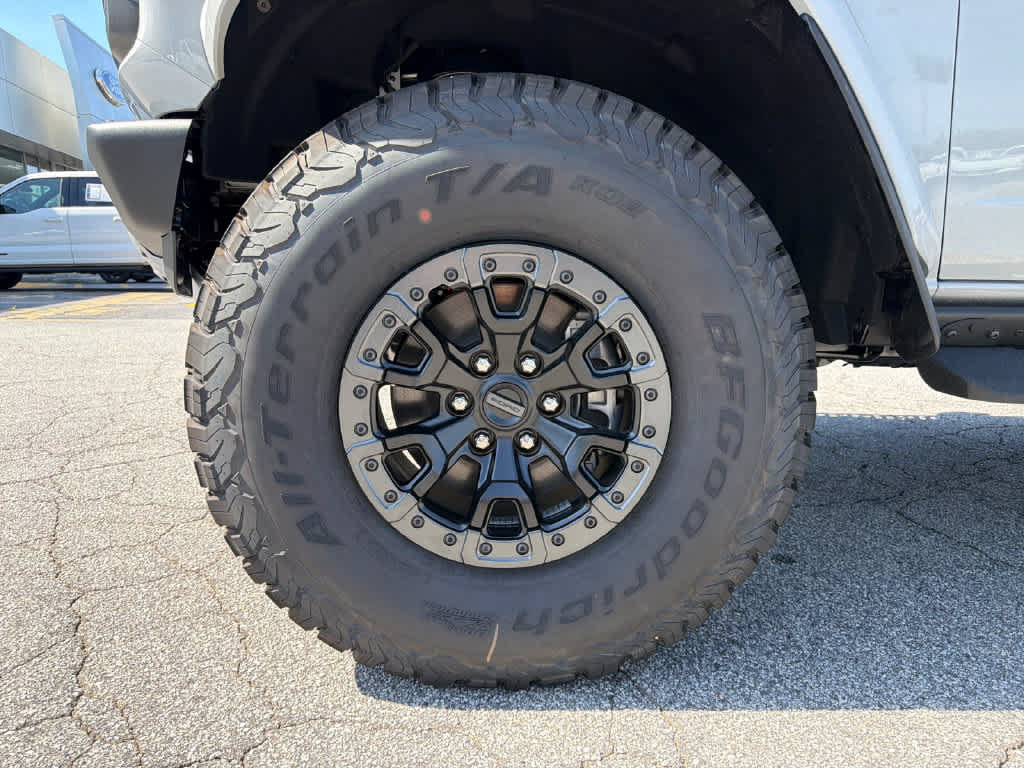 New 2026 Ford Bronco Raptor w/ Interior Carbon Fiber Pack AWD/4WD image 9