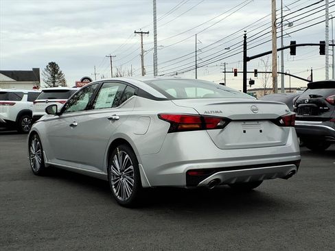 New 2025 Nissan Altima 2.5 SL image 4