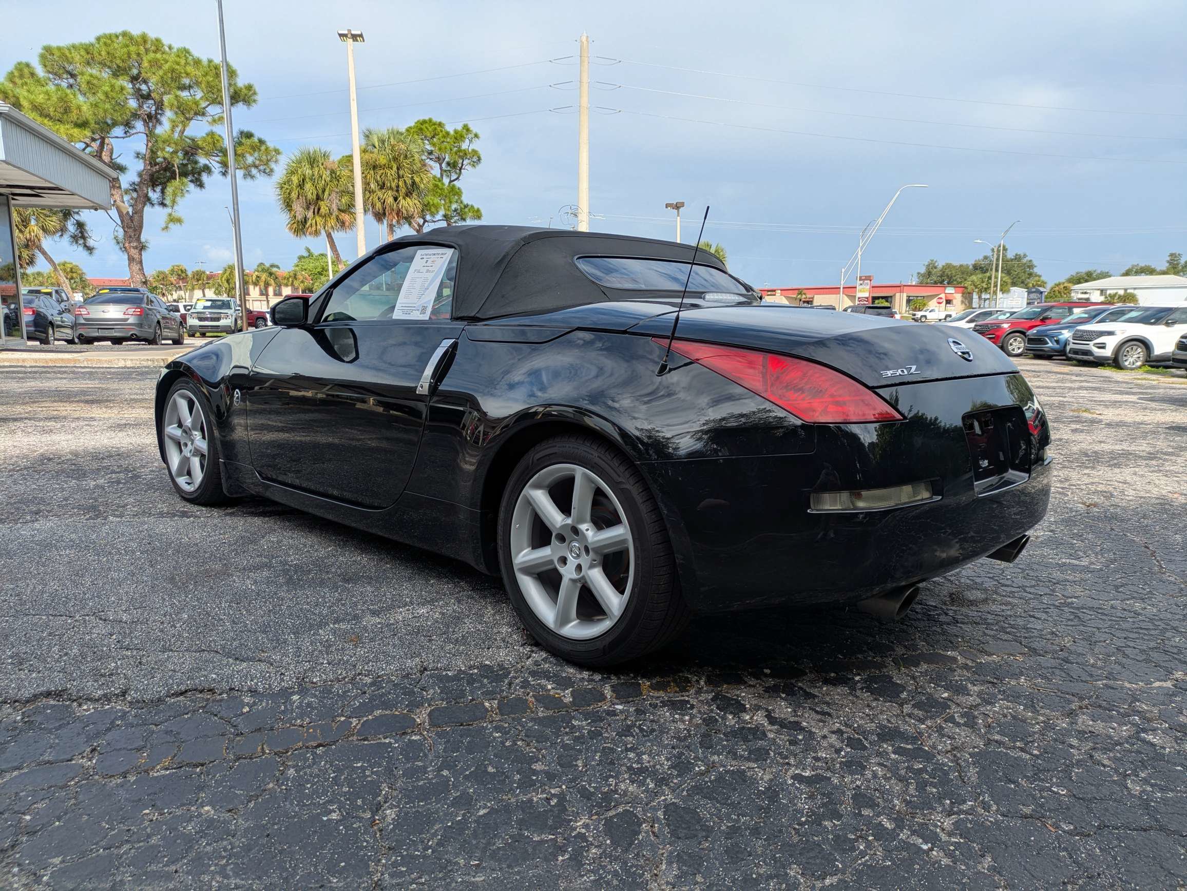 Used 2004 Nissan 350Z Touring RWD image 7