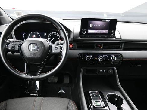 Certified 2023 Honda Pilot Sport image 19